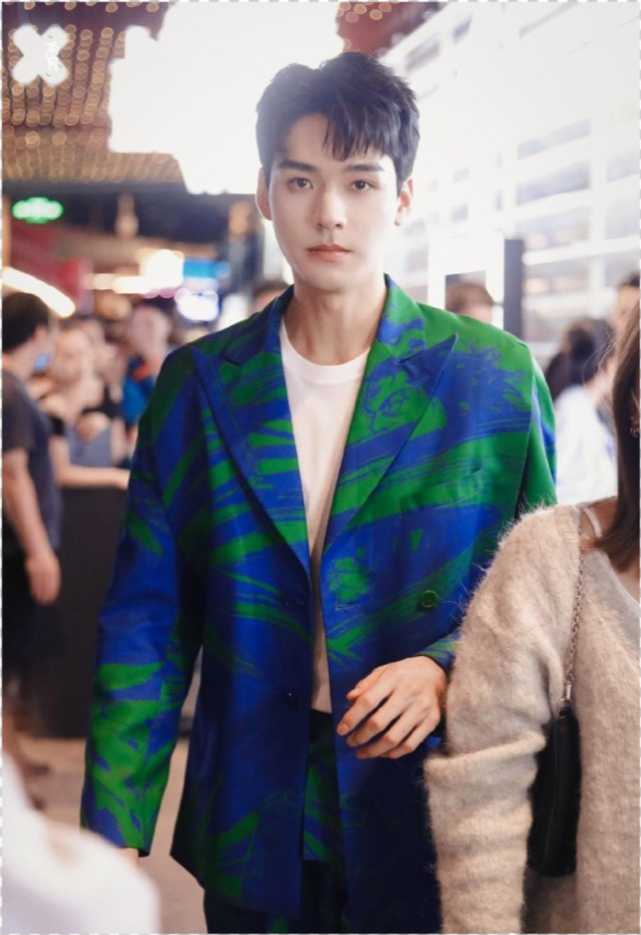 龚俊|再过半年龚俊彻底取代肖战？网友从5个方面对比，确实有点危险