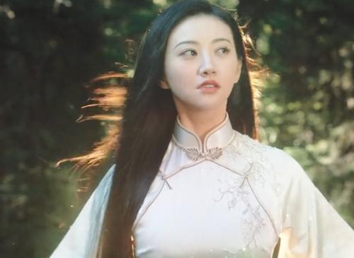 司藤|为何秦放的血能复活司藤？第一集就有提示，导演伏笔埋得深