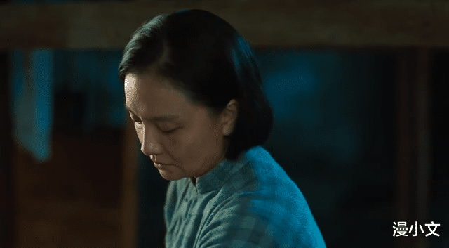 漫小文 功勋:默默无闻的张富清,深藏功名60年,离不开背后妻子的支持