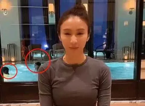 黎姿|50岁黎姿拍瑜伽视频状态好，网友：这真的不是18岁吗？