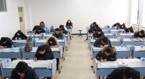 萌听小c姐|师范类专业报考可“捡漏”？这几类教师缺口较大，考编难度较低