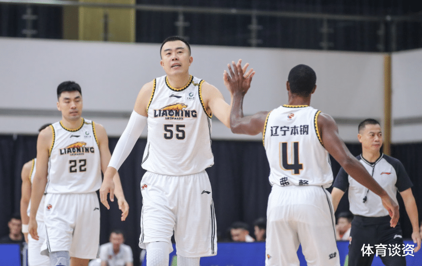 辽宁男篮|空砍31+14！前NBA天才也得输，辽宁16记三分+51板，广东被拉开差距