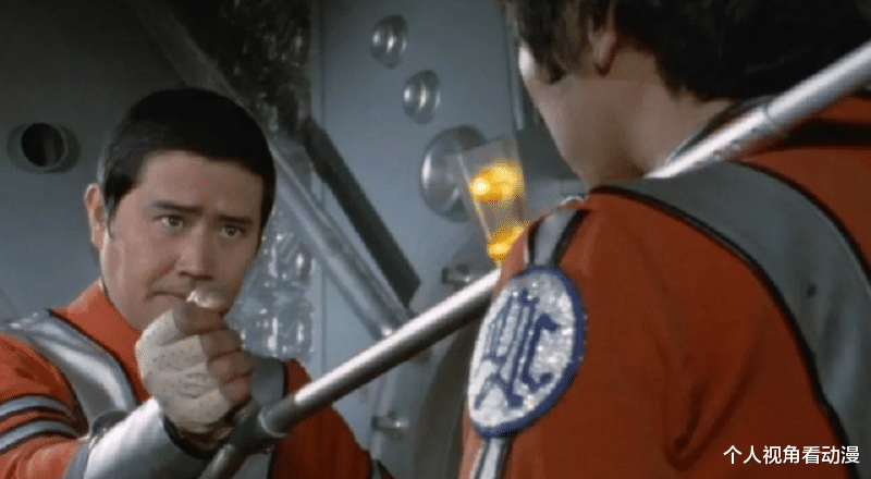 雷欧·奥特曼|雷欧奥特曼：诸星团在雷欧中的表现是不是崩了？导致赛文很失败