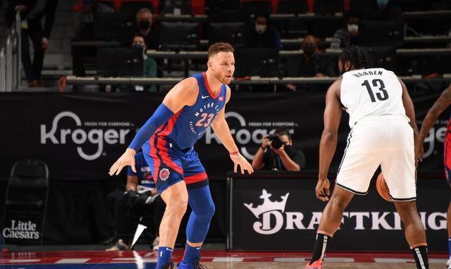 活塞队|哈登欧文轰26+10，带队疯狂追分！哈登攻守兼备！活塞3核36分爆发