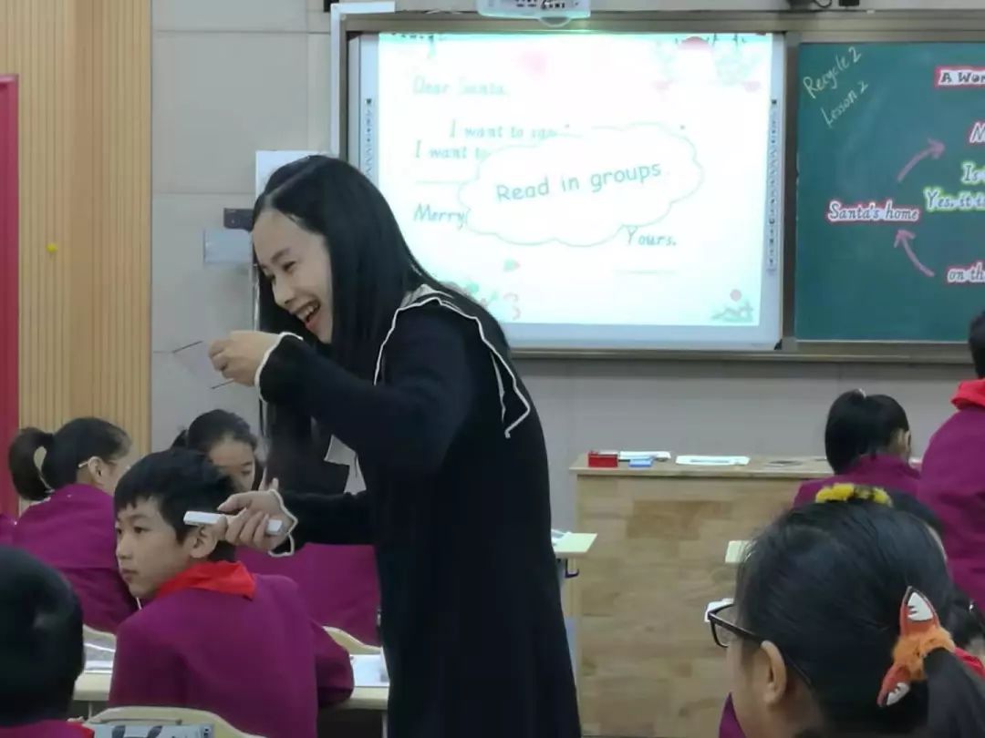 大学生|大学生“桃花运”最旺的十大职业，公务员难进前5，榜首受人偏爱