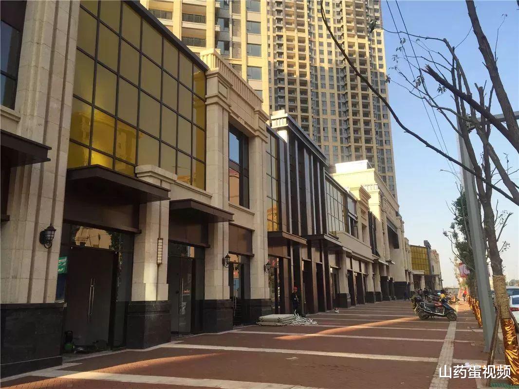 |底商的房子差在哪里？为啥聪明人基本不买？内行人说出6个原因