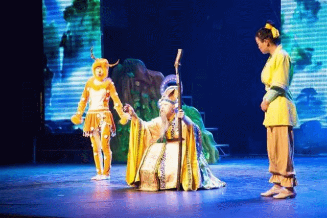 青岛城区事 城阳东方城五一大派送！儿童游乐场、无门槛美食券...免费送！