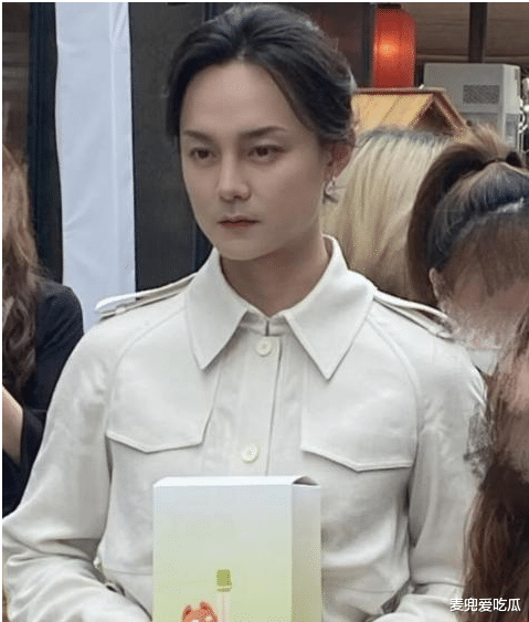 安康|尹正陈都灵被爆恋爱？两人相差七岁，被拍一同回酒店过夜