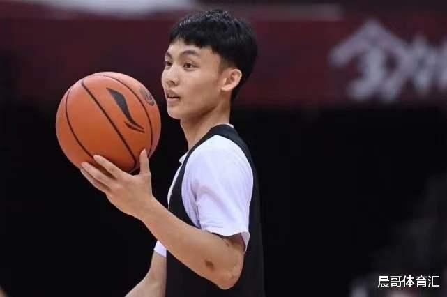 广东男篮|广东队第16次进入总决赛，恐怕是最难夺冠的一次，谁能站出来