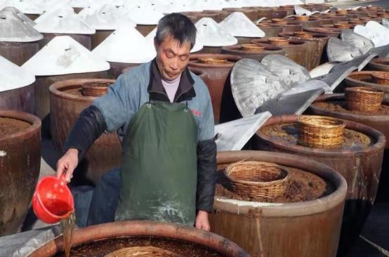 小超侃事|山西醋业的尴尬:酿了全国20%的醋,却走不出一家上市公司?