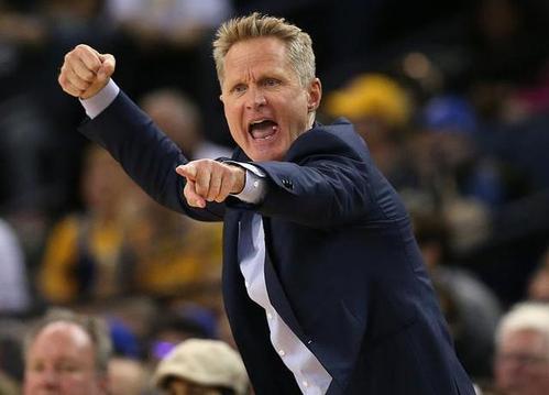 勇士队|勇士消息：27+13悍将有望回归，库里复出在即，科尔再起争议