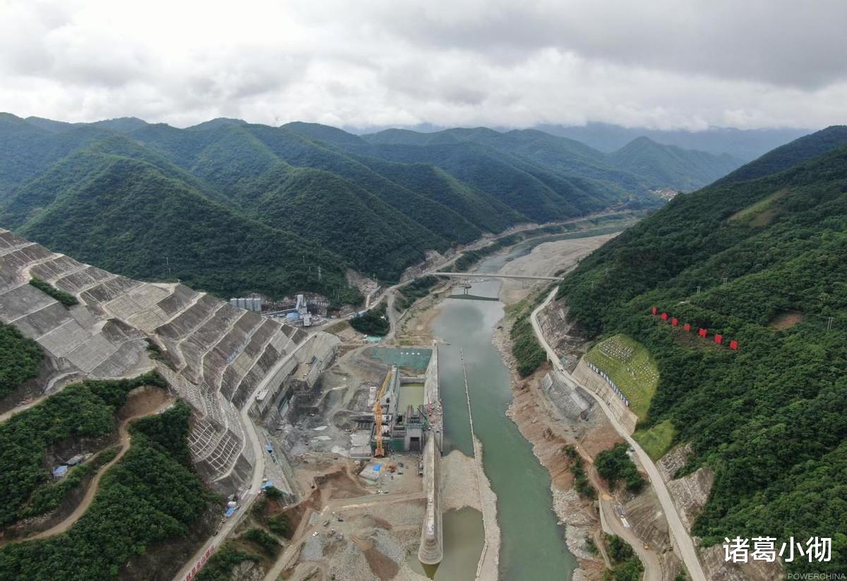 秦岭山脉|打穿秦岭，中国这1超级工程，斥资200亿，一旦运行能养活千万人