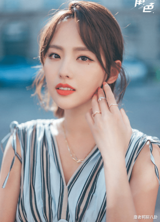 张嘉倪|曾经也是盛世美颜，如今33岁给周冬雨演坐骑，网友都替她委屈