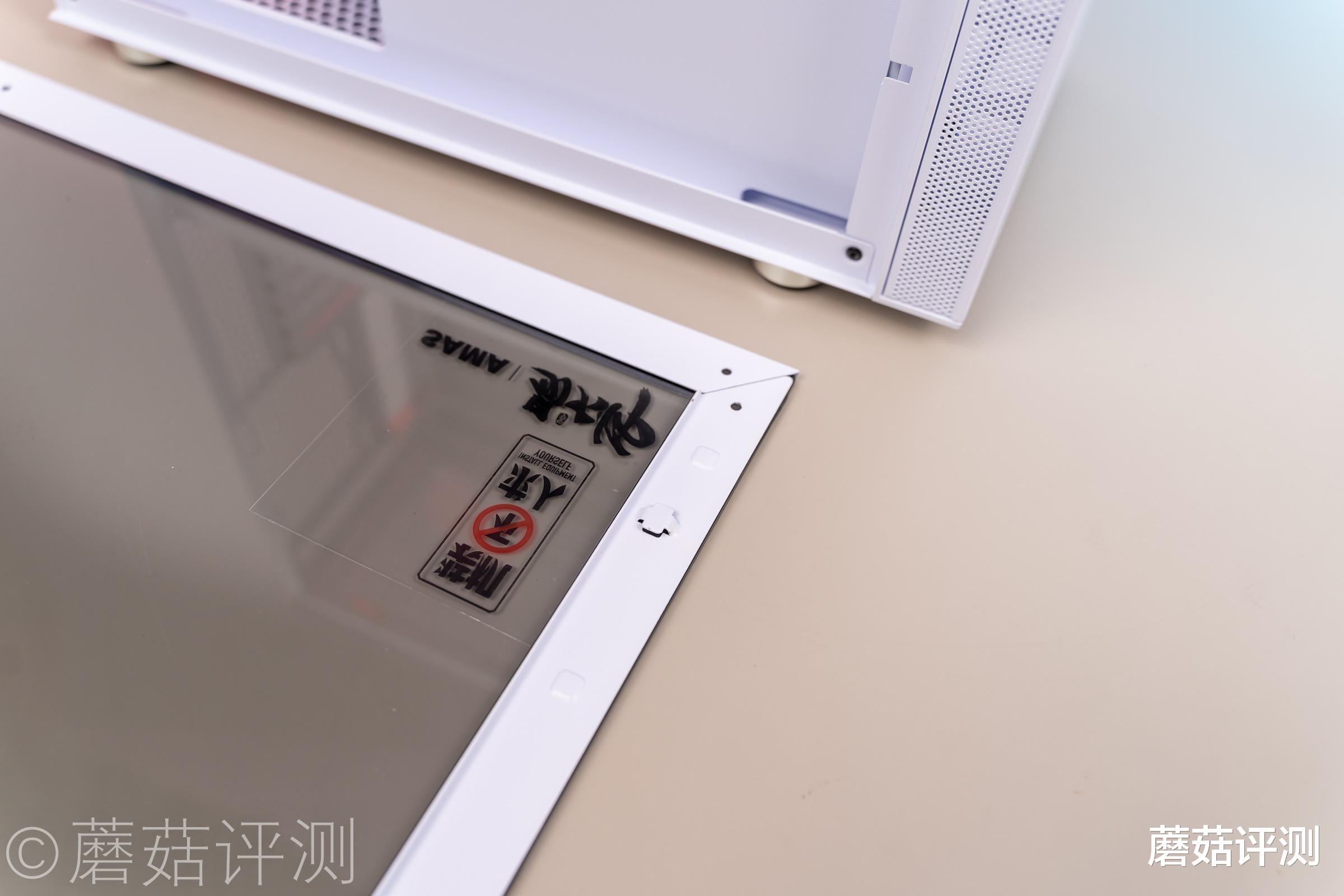 AR|外观漂亮,用料设计精致、先马易大师神光版机箱 评测