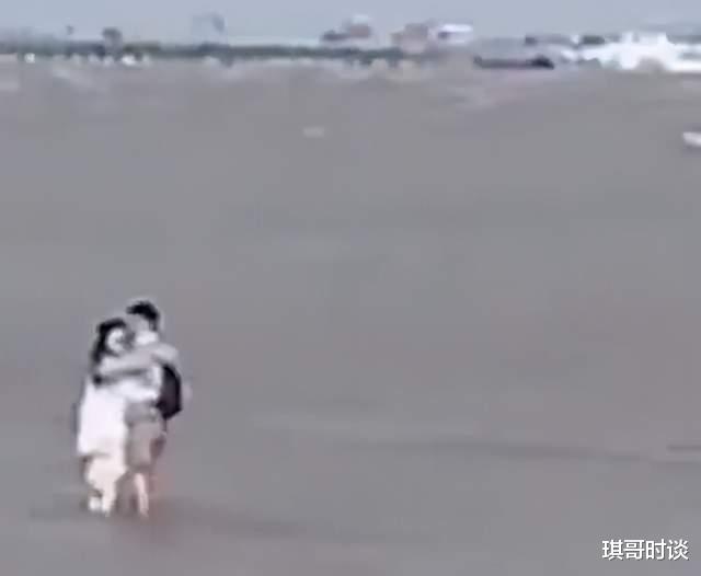 琪哥时谈 对大海应该心存敬畏 千万不要作 意外随时有可能发生