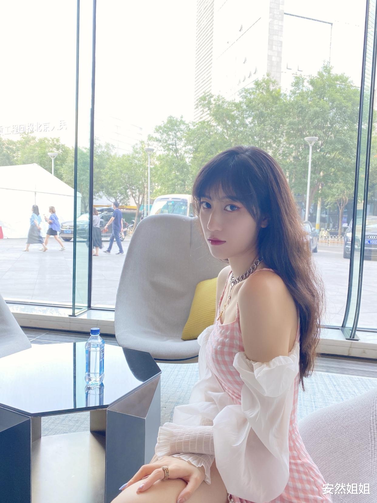 |女孩子在追求事业的同时,要抬头看看是不是自己理想的生活