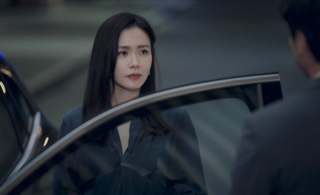 孙艺珍|《三十九》首发剧照：孙艺珍美丽又冻龄，田美都金智贤各有千秋