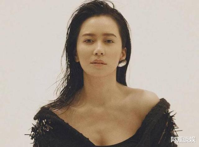 俞飞鸿|她47岁还是单身，被问及生理需求问题时，霸气回应，让主持人羞愧