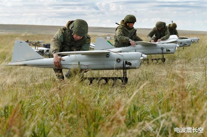 俄軍無人機慘被扒皮：中國芯片，美國通信，歐洲飛控，日本動力-圖7
