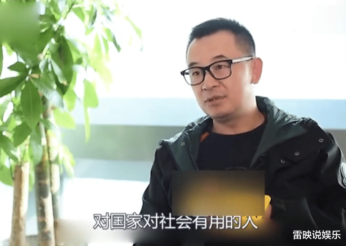 黄海波|黄海波深陷丑闻时，却有3个女人不离不弃，今被央视报道终被认可