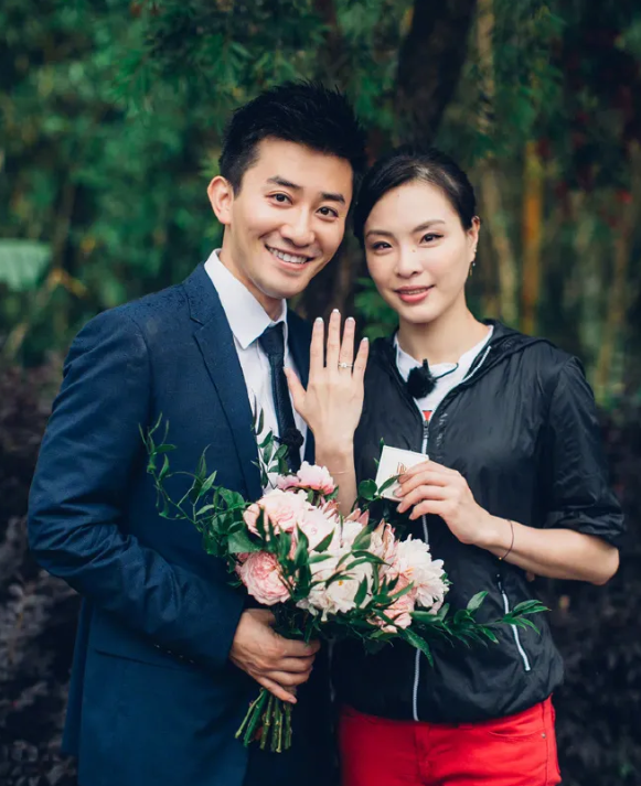 吴敏霞|官宣怀孕！悄悄恋爱13年：她嫁的“豪门”，不输郭晶晶