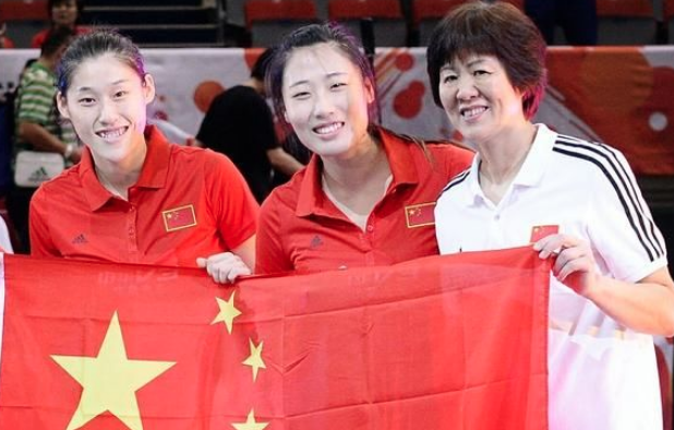 那些你很冒险的梦|中国女排名单三大疑惑：双刘共存，林莉退货，副攻替补骚操作