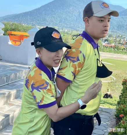 格斗之王|16岁提帮功王子身材魁梧，年后初次回归，泰王让大公主亲迎