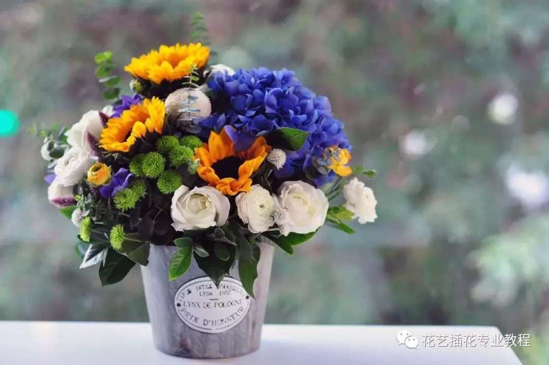 花艺教程培训丨花艺设计中的色彩研究