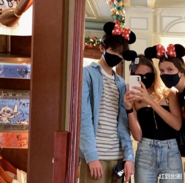 袁咏仪|张智霖15岁儿子失言涉立场问题，袁咏仪深夜回应：全家爱国爱港