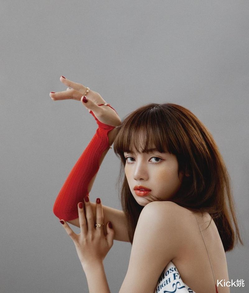 lisa|又得罪造型师？BLACKPINK LISA 全新「浏海发型」被网友疯狂吐槽