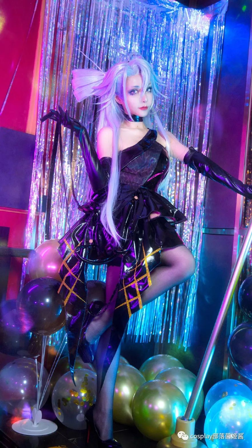 鸢尾|cos：二次元cos大赏少女前线@苍帝-鸢尾
