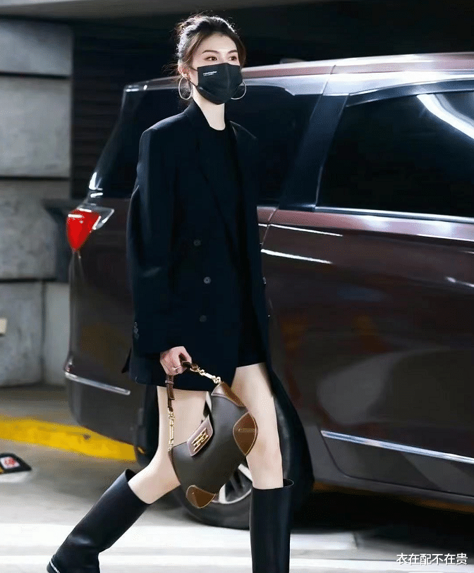 何穗|何穗恋爱后更美了，廓形西装配长筒靴大秀修长美腿，陈伟霆真幸福
