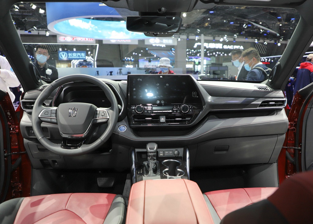 豐田全新SUV正式亮相，售價或12萬，外觀比奧迪Q5更漂亮，看啥H6-圖5