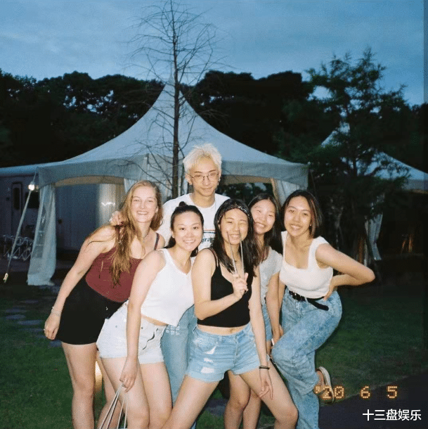 伊能静|庾澄庆母亲90大寿，对两任儿媳态度相反，哈林伊能静离婚是她逼的