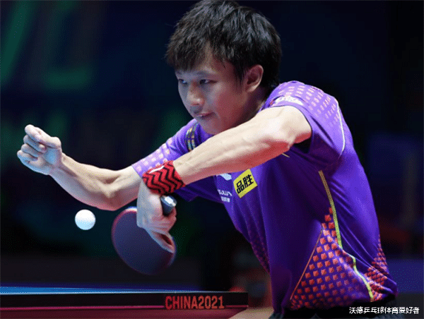 林高遠|林高遠殺紅眼！3-0橫掃東道主證明自己，國乒創(chuàng)下17連勝3人進8強