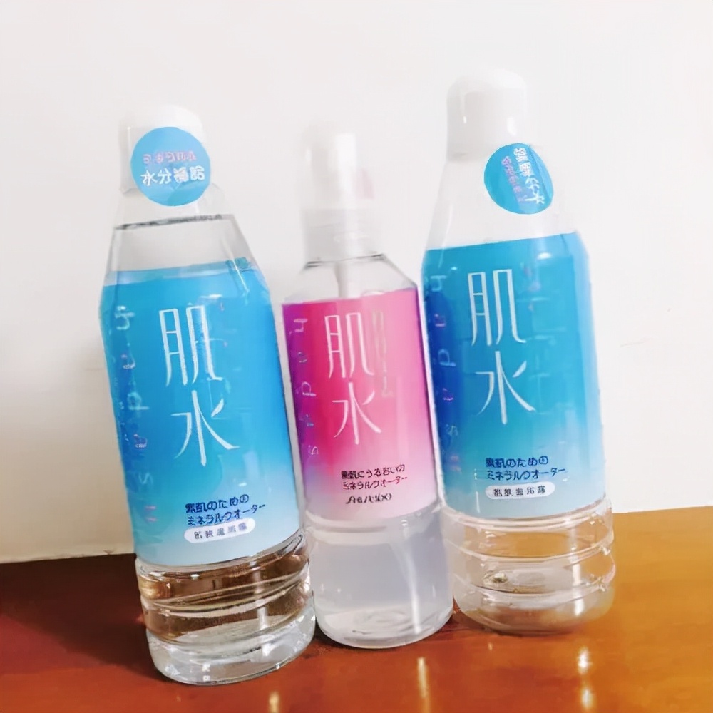饮食 紧致肌肤的化妆水:淡化皱纹,使肌肤白皙亮泽