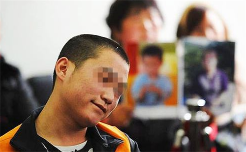 90后杀人犯在法庭上微笑求死,拒向受害家属道歉,背后有何隐情?