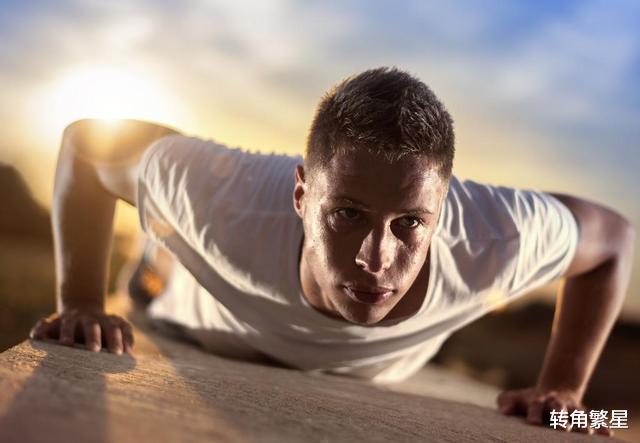 呼啦圈|男性160—190cm体重对照表，越接近标准越好，超标可用呼啦圈改善