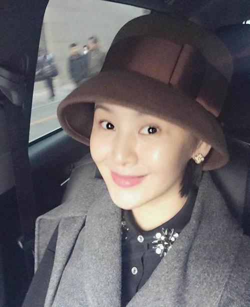 欢天喜地七仙女|欢天喜地七仙女，红橙黄绿青蓝紫七个漂亮的公主，在圈里基本鲜为人知了！