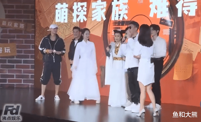 张艺兴|黄渤对张艺兴的关心藏不住，透露其感情方面很单纯，催婚虽迟却到