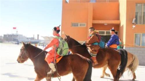 浙江一男子突然鸣笛致牛受惊将主人踢残,家属索赔60万,法院判了