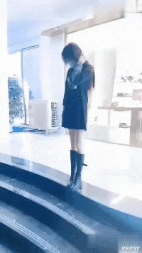 搞笑神回复|神回复：“你们一般喝什么水？”我一般就是最贵的那种水！哈哈！