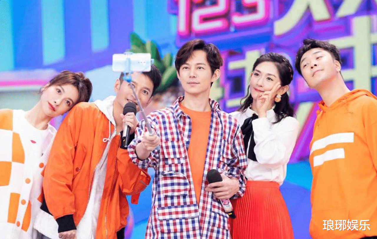 刘亦菲|快本下期铁定要火！两大女神强势亮相，龚俊造型当天就上热搜