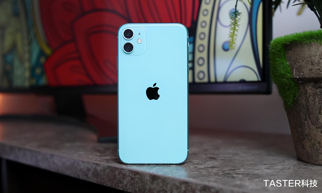 iphone11|4000元买iPhone 11还是国产旗舰手机？对比后才发现，差距明显