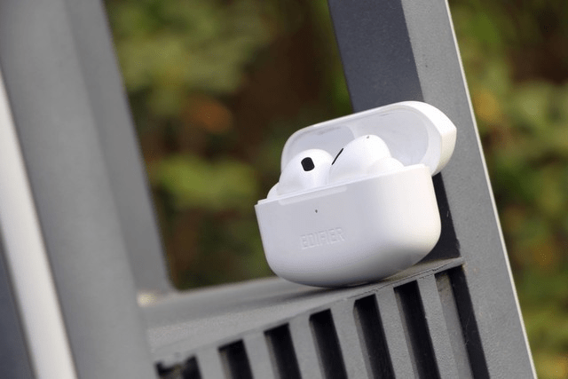 女神范时装达人 双十一适合学生党买的蓝牙耳机有哪些?高性价比蓝牙耳机推荐