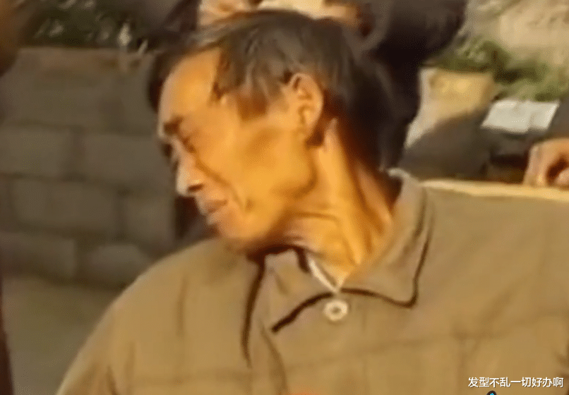 丈夫抛弃家庭25年,将巨额债务全甩给妻子,晚年瘫痪哭求儿女赡养