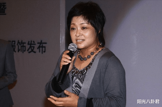 童蕾|8位“替夫还债”女星现状，有人守寡16年，有人被抛弃后单身至今