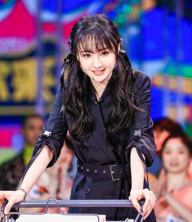 郑爽|新进展！知情人士透露郑爽已与孩子通视频，被叫妈妈后痛哭不止