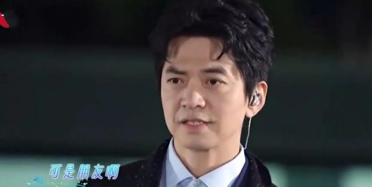 张杰|张杰顶替李健加盟《一路唱响》为什么饱受质疑？跟乐坛地位无关