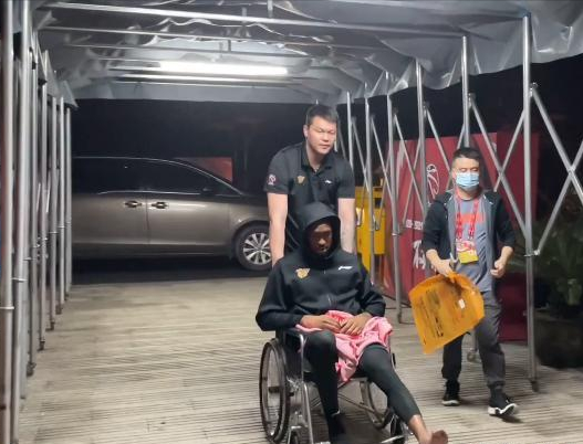 朱芳雨|寻马尚替身！朱芳雨安排火箭旧将、前篮板王试训，为争冠做最后一搏！